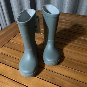 ✨ NWT ZARA - Toddler Rain boot - Khaki green